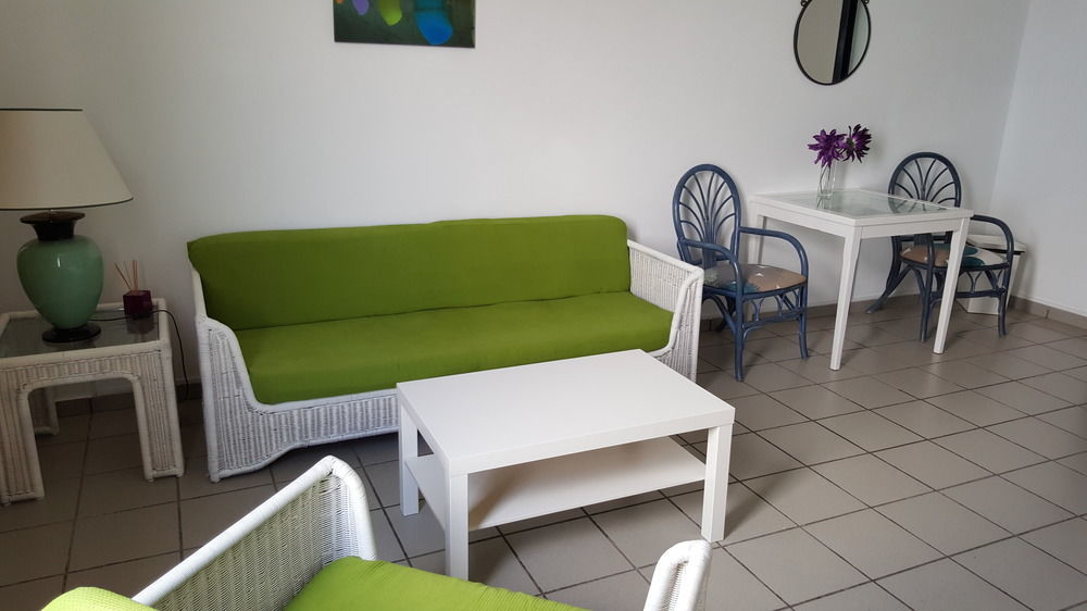 Ciw Hostel Pozo Izquierdo ภายนอก รูปภาพ